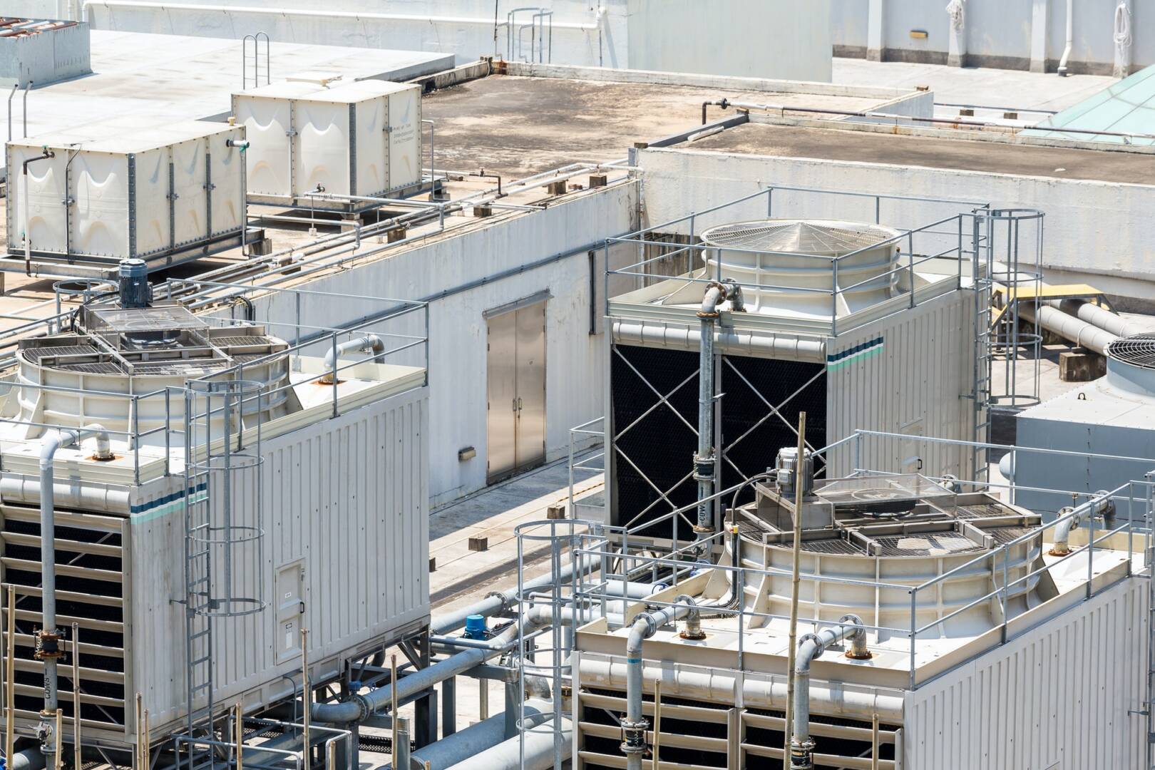 Air conditioner unit on building roof top